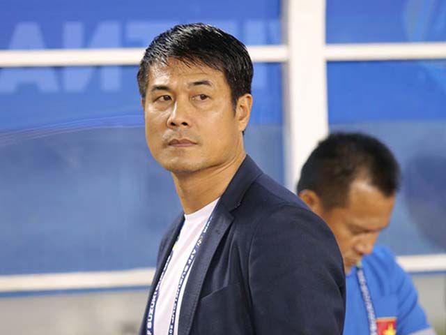 Bóng đá - Vấn đề bóng đá Việt Nam: Ai "lợi dụng" HLV Hữu Thắng?