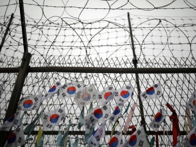 Thế giới - Hàn Quốc vẫn tiếp tục gửi "tặng" Triều Tiên 8 triệu USD