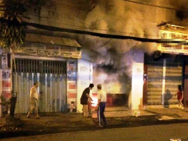 Hé lộ nguyên nhân bất ngờ vụ cháy cửa hàng túi xách ở Sài Gòn