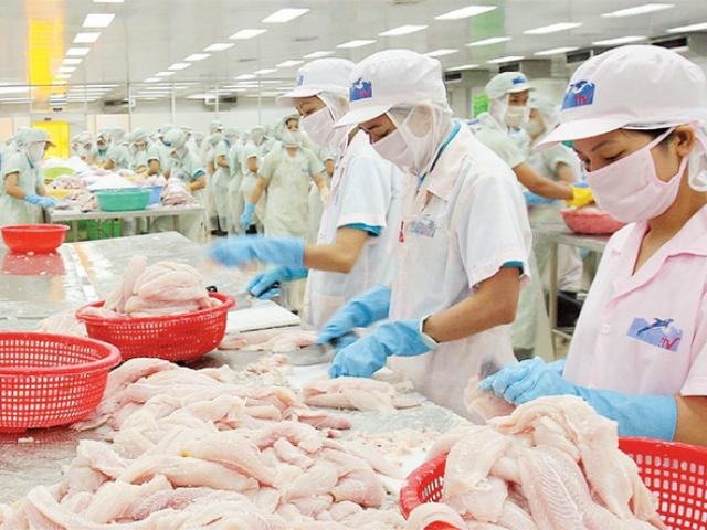 Thị trường - Tiêu dùng - Mỹ lại tung thêm "đòn" để triệt đường cá tra Việt