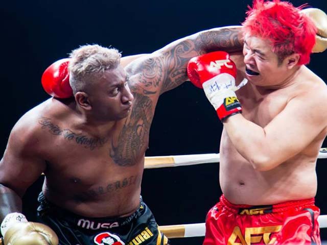 Thể thao - Chấn động võ đài châu Á: Đấu Muay Thái với ca sĩ, lực sĩ tử nạn