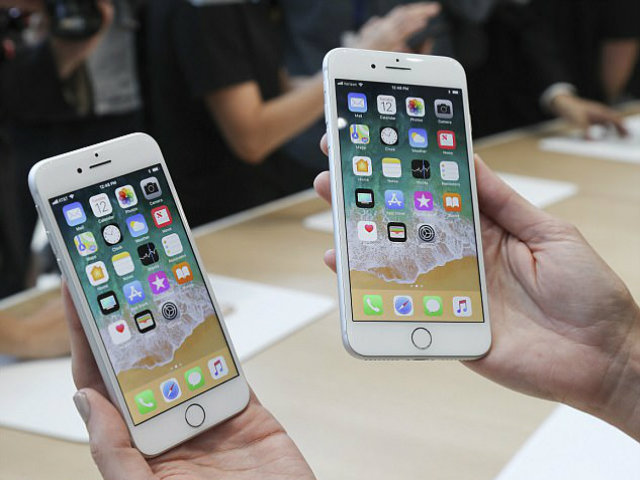 Dế sắp ra lò - Mua gấp iPhone 8 thay vì iPhone X bởi 9 lý do sau