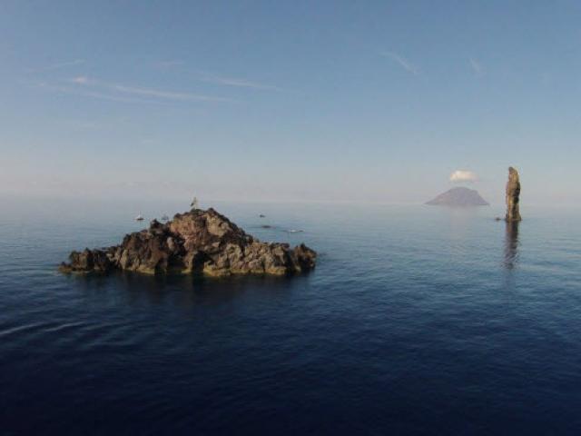 Du lịch - Cảnh đẹp khó tin tại vùng đất "thiên đường gặp địa ngục"