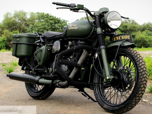 Thế giới xe - Săn tìm Royal Enfield Classic sơn màu quân sự "cực độc"