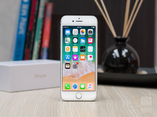 Dế sắp ra lò - Đánh giá chi tiết iPhone 8: Xuất sắc nhưng... "nhàm"