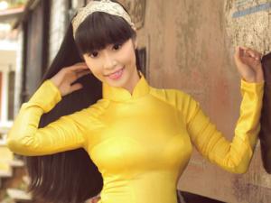 Phim - Lê Kiều Như mặc áo dài vẫn gợi cảm