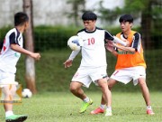 Bóng đá - U19 Việt Nam: Công Phượng phải chơi đồng đội hơn