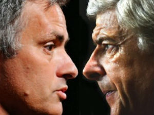 Bóng đá - Học trò "bị chém", Wenger nóng mặt với Mourinho