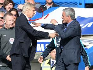 Bóng đá - Thắng "nhàn" Arsenal, Mourinho vẫn đòi “3 thẻ đỏ”