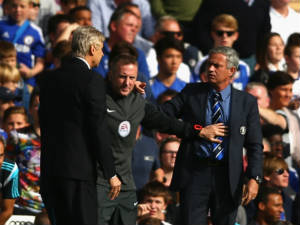 Bóng đá - Wenger vẫn chưa hết bực sau màn xô đẩy Mourinho