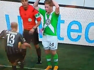 Bóng đá - Cựu tiền vệ Chelsea dính đòn "chỗ hiểm"