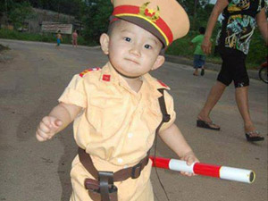 "Quan sát viên" trong nhà