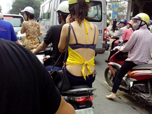 Hôm nay đến lượt em về thăm nhà chàng