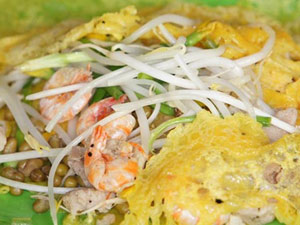 Ẩm thực - Ăn bánh xèo với rau rừng trên “nóc nhà” miền Tây