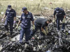 MH17: Hành khách có thời gian đeo mặt nạ dưỡng khí