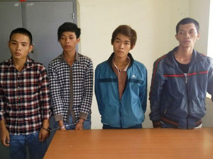 Pháp luật - Trai làng xách súng ra quốc lộ chặn ô tô, cướp tiền