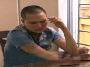 Video An ninh - Côn đồ xách dao “đại náo” quán bar