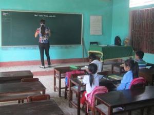 Giáo dục - du học - Chưa có lối thoát vụ "Sáp nhập trường, dân cho con nghỉ học"!