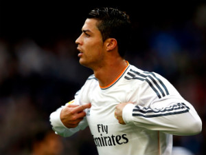 Bóng đá - Ronaldo đặt mục tiêu lọt vào top 3 Quả bóng vàng