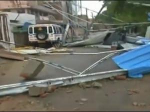 Video An ninh - Ấn Độ: Ít nhất 6 người thiệt mạng do bão Hudhud