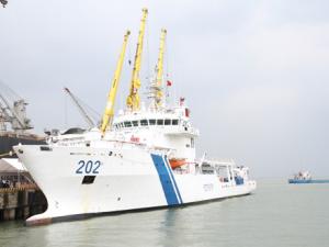 Tin tức trong ngày - Cận cảnh tàu kiểm soát ô nhiễm của Ấn Độ tại Việt Nam