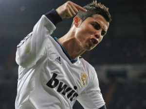 Bóng đá - Ronaldo chấp 104 đội về số bàn thắng