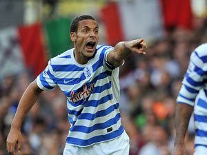 Bóng đá - Cựu cầu thủ MU thách mẹ của fan vào sân