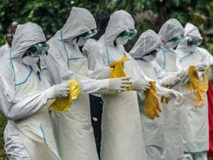 Tỷ phú thế giới quyên tiền chống Ebola