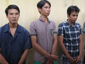 Pháp luật - Bắt nhóm nghiện túy chuyên tiêu thụ xe gian