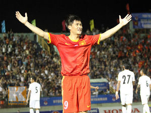 Bóng đá - Công Vinh “chuyển nhượng triệu đô”: Riêng một góc trời