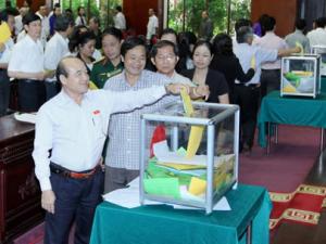 Tin tức trong ngày - Quốc hội sẽ lấy phiếu tín nhiệm với 50 lãnh đạo