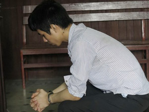 Pháp luật - Em trai lãnh án vì "bảo vệ" chị quá hăng