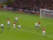 Bóng đá - Video: MU mất trắng một quả penalty