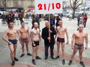 Lạy trời, rồi cũng đã qua ngày 20/10