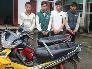 Pháp luật - "Cẩu tặc" mang dao nửa mét để chém người truy đuổi