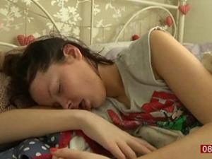 Phi thường - kỳ quặc - Gặp gỡ "nàng công chúa ngủ trong nhà" ở Anh