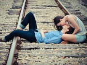 Thơ tình: Đường tàu tình yêu