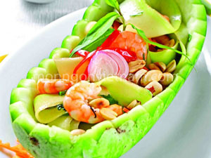 Ẩm thực - Cuối tuần thảnh thơi, làm gỏi bầu tôm đất