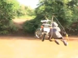 Video An ninh - Đu dây qua sông, một người dân bị rơi tử vong