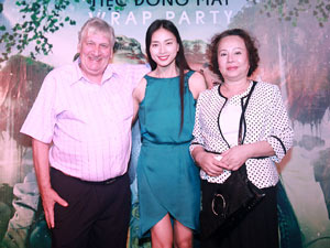 Phim - Ngô Thanh Vân lần đầu "khoe" bố mẹ