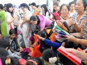 Thời trang công sở - Người mua vẫn "hớ" dù được giảm giá tới 70%