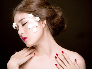 Bạn trẻ - Cuộc sống - Hot girl Lilly Luta ma mị cuốn hút