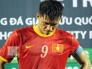 Bóng đá - Công Vinh "lạc lõng" trong chiến thắng 3 sao của ĐTVN
