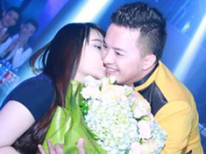 Ca nhạc - MTV - Người đẹp công khai thể hiện tình cảm với Cao Thái Sơn