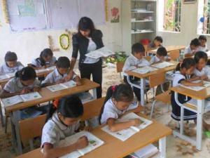 Giáo dục - du học - Cấm giao bài tập về nhà: Phụ huynh vừa mừng, vừa lo