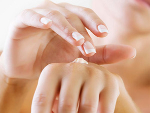 Bí quyết làm đẹp - 7 quy tắc giúp đôi tay luôn mượt mà