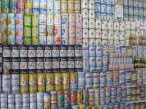 Thị trường - Tiêu dùng - Bộ Tài chính đề nghị DN giảm quảng cáo để hạ giá sữa