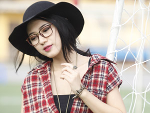 Bạn trẻ - Cuộc sống - Trang Cherry cá tính với phong cách bụi bặm