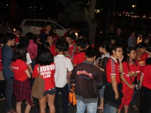 Bóng đá - Không được gặp mặt Beckham, fan MU ở VN buồn rầu