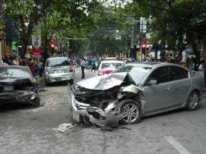 Tin tức trong ngày - Xe "điên" đâm chết người: Lời khai của tài xế